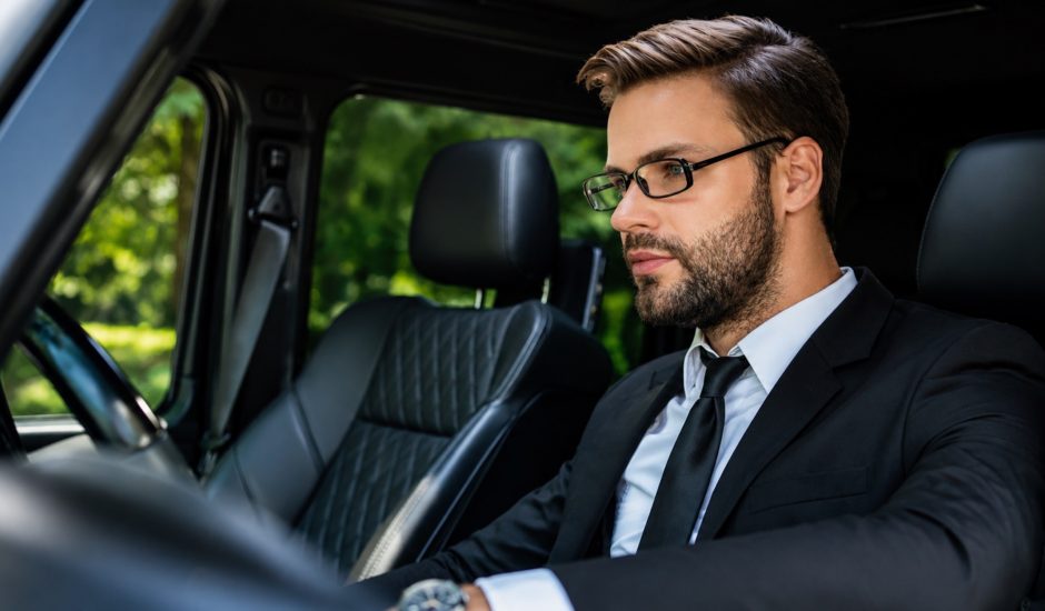 Chauffeur Elegant_res (3)